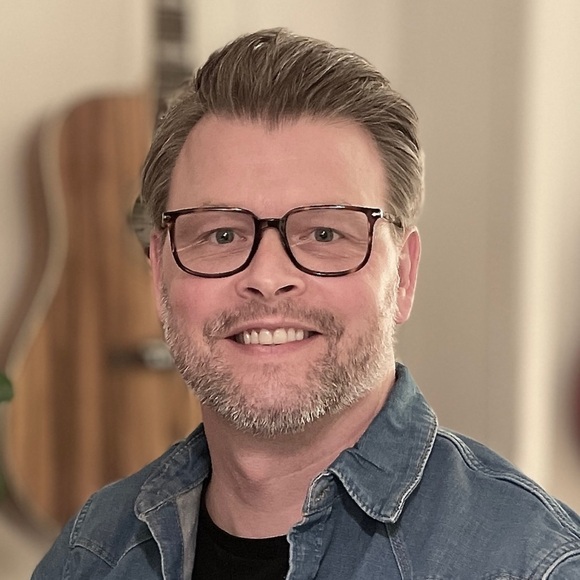 Meet your Posher, Chuck - Picture 1 of 1